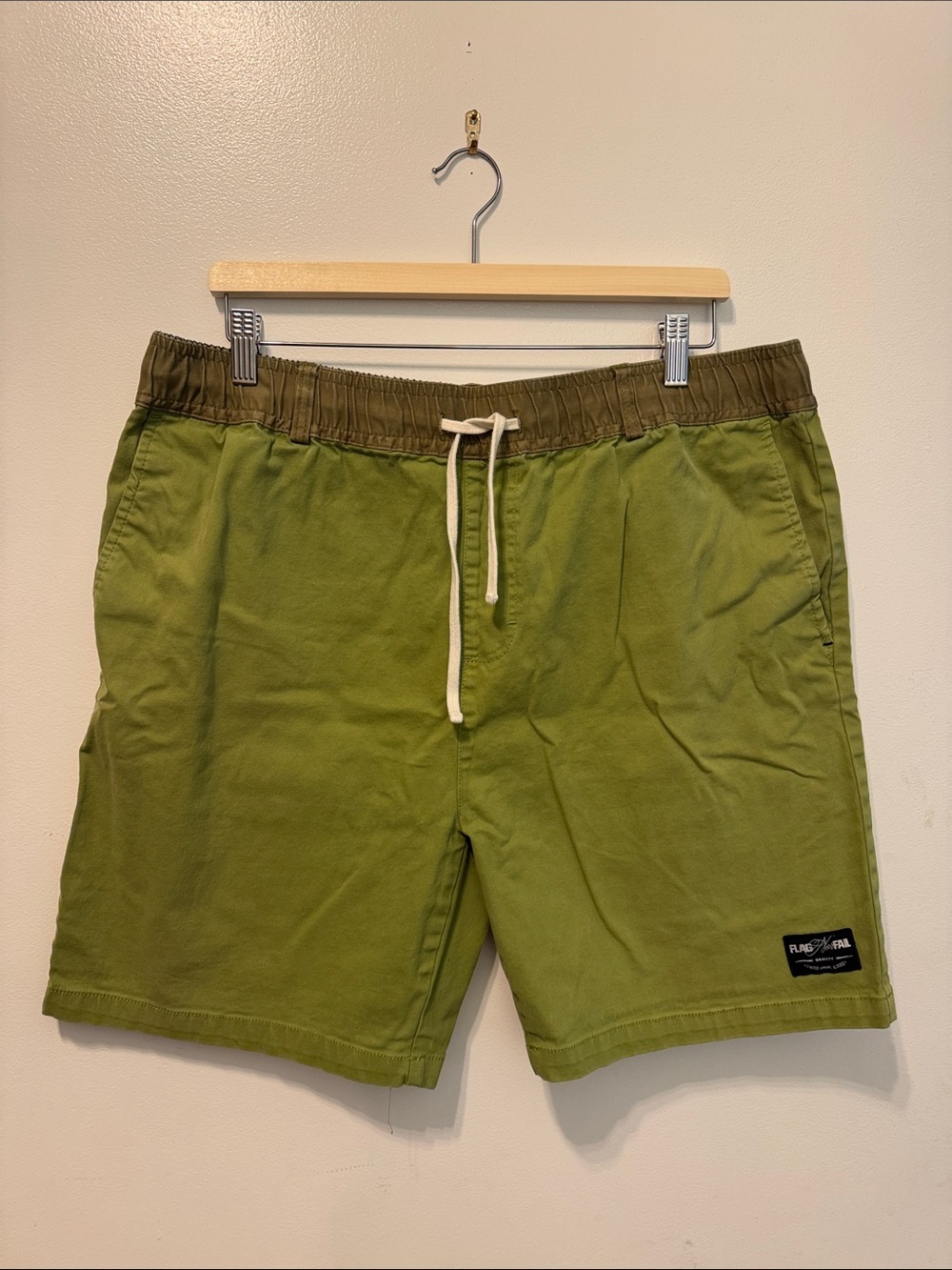 flag nor fail Men's Shorts